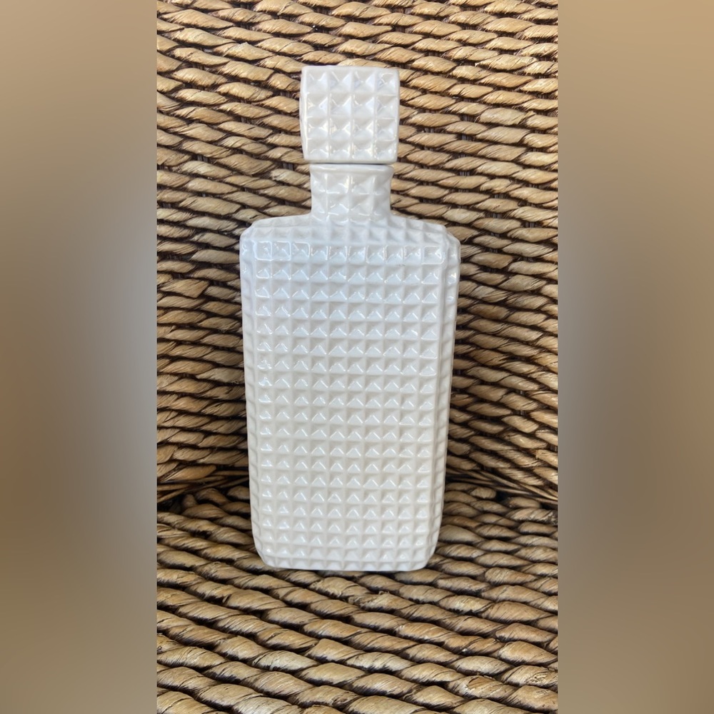 Ceramic Hone Decor